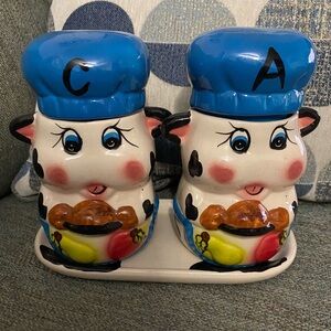 Cute cow cookies jars